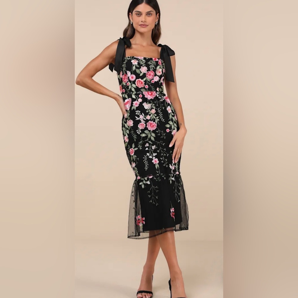 Lulus Midi Black Embroidered Dress with Ribbon sleeves. XS NWT